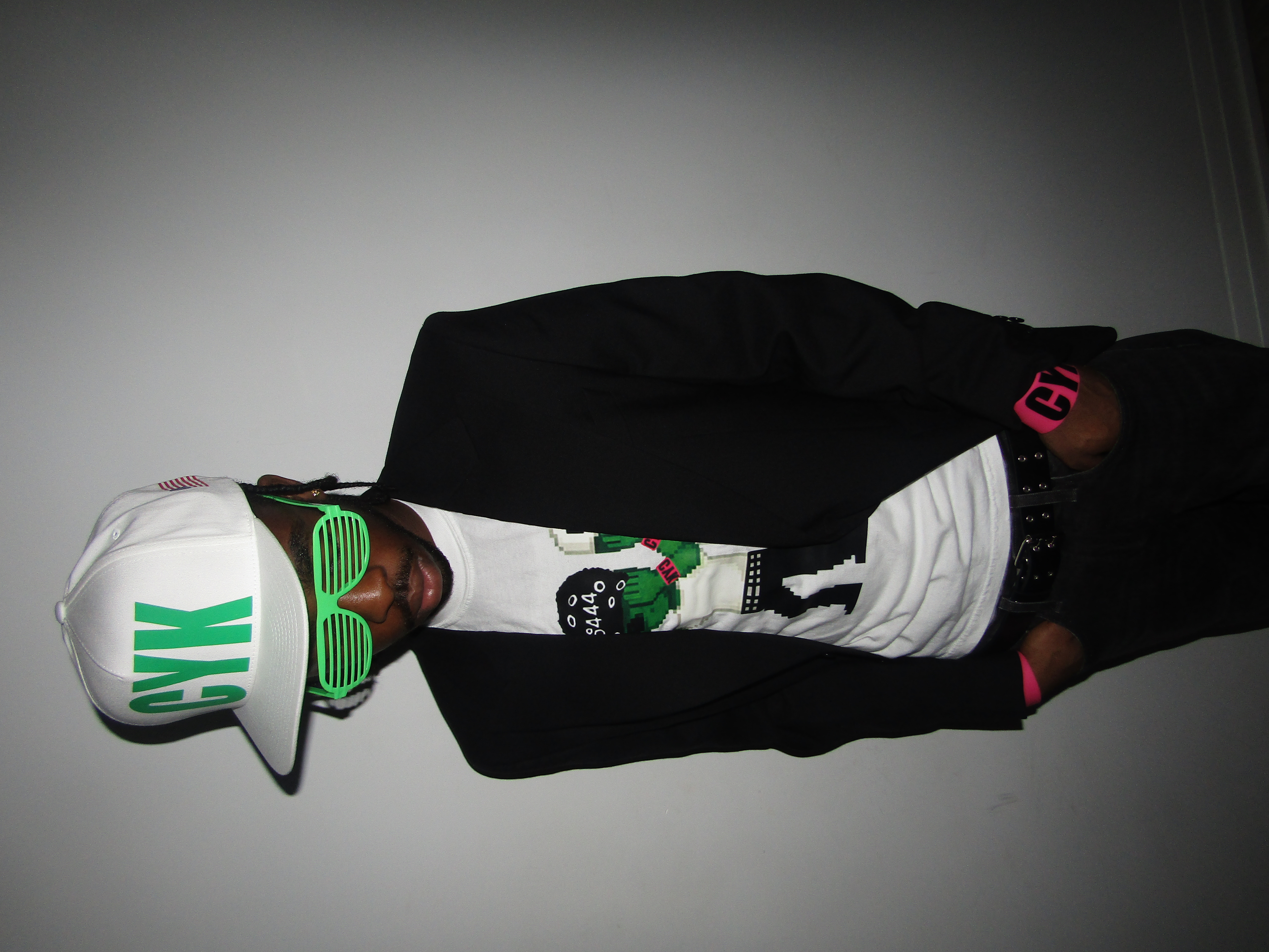 we2fly cyk hat