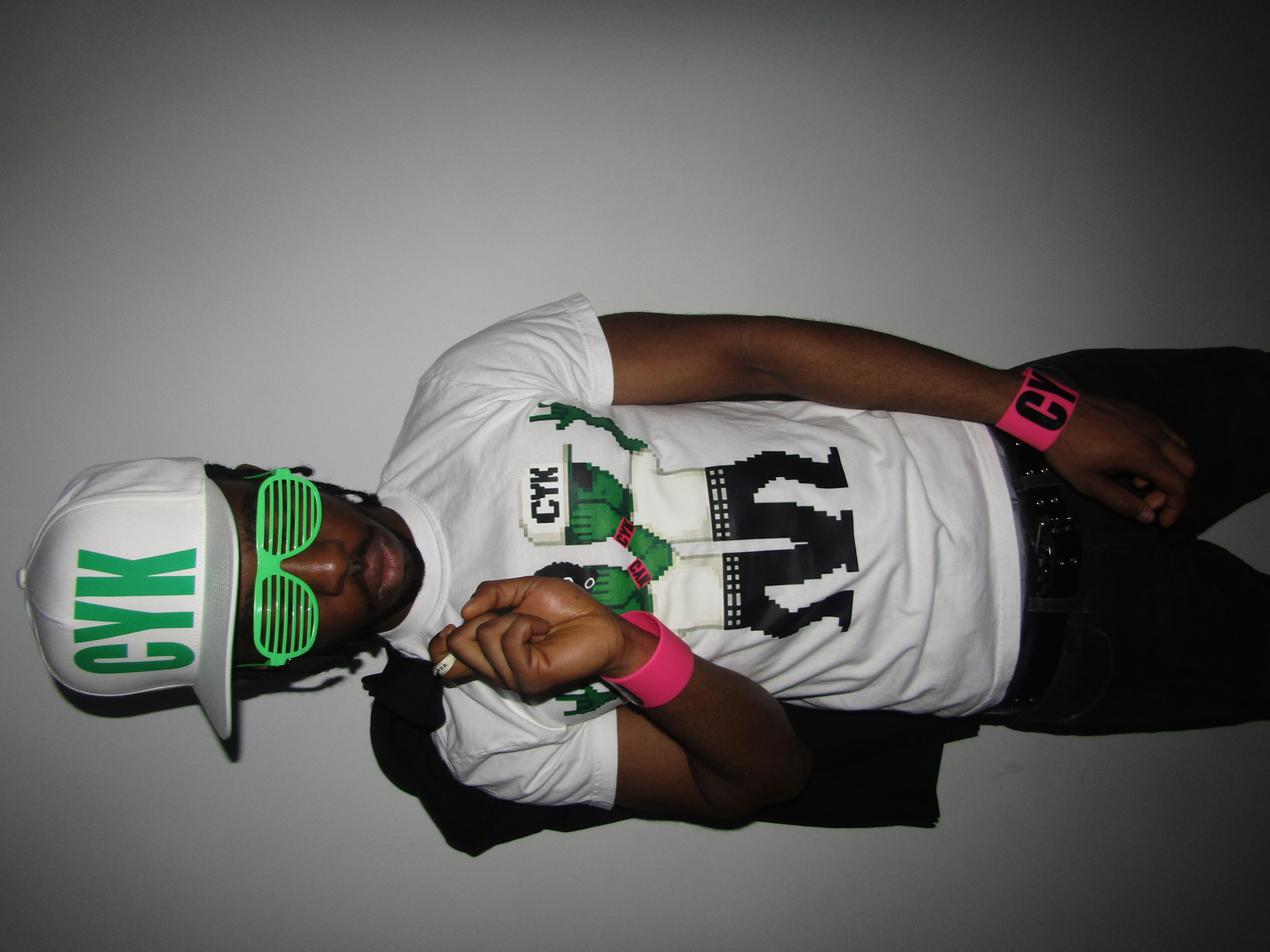 we2fly cyk tee